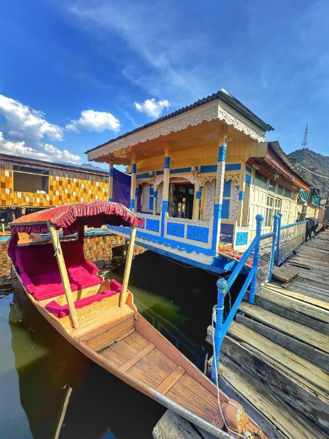 Lalarukh Group Of Houseboats Hotel Srinagar  Bagian luar foto